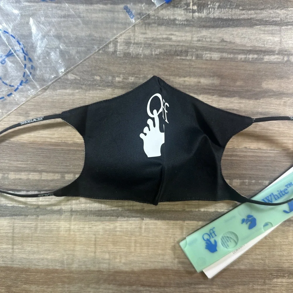 Off White Face Mask Off Hand Logo White Black Size Large Brand New with Tags